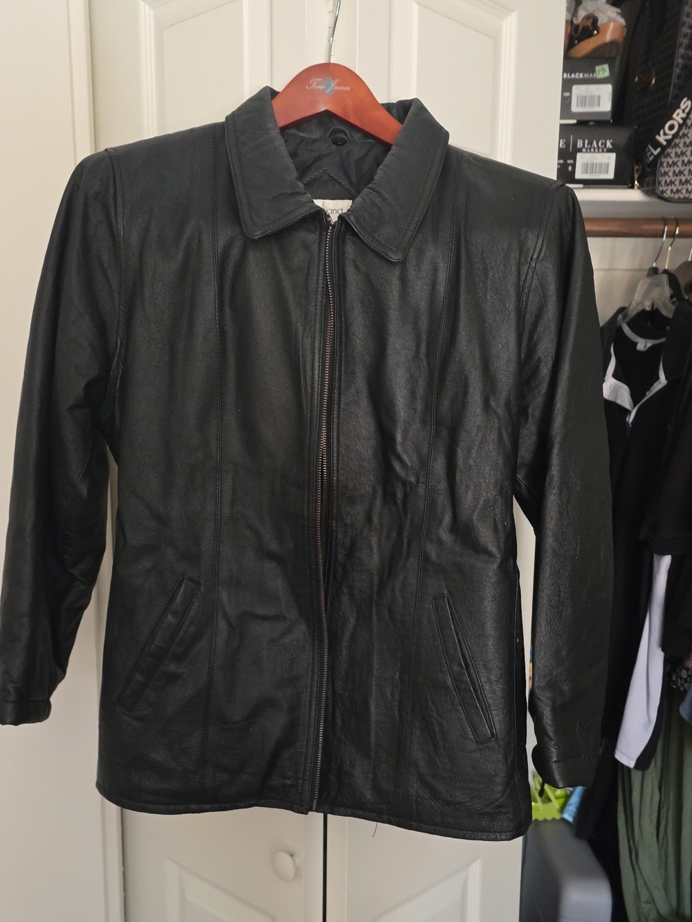 kathy ireland Black Leather Zip-Front Women's Jacket